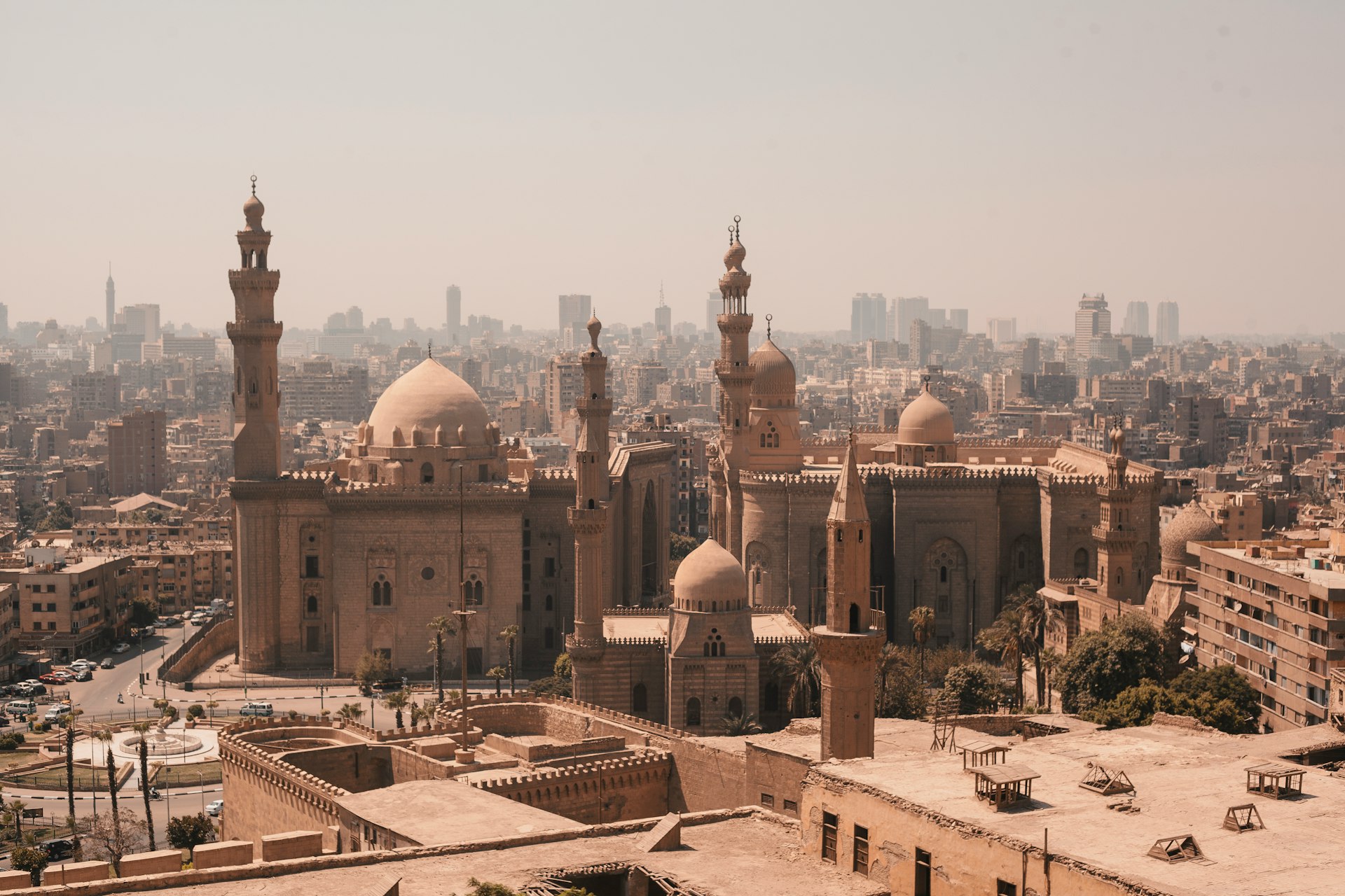 Mercedes executive transportation service across Egypt