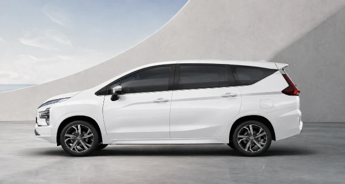 White SUV for private airport transfers in Sharm El Sheikh